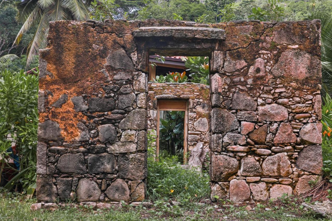 Domaine Desaubin Luxury Villas Takamaka Luaran gambar